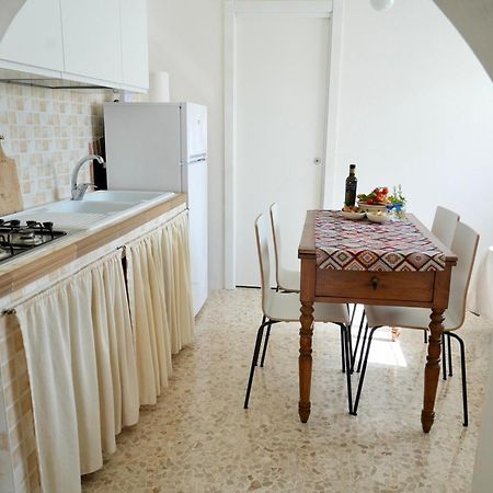 Trullo Canopo Ceglie Messapica Dış mekan fotoğraf